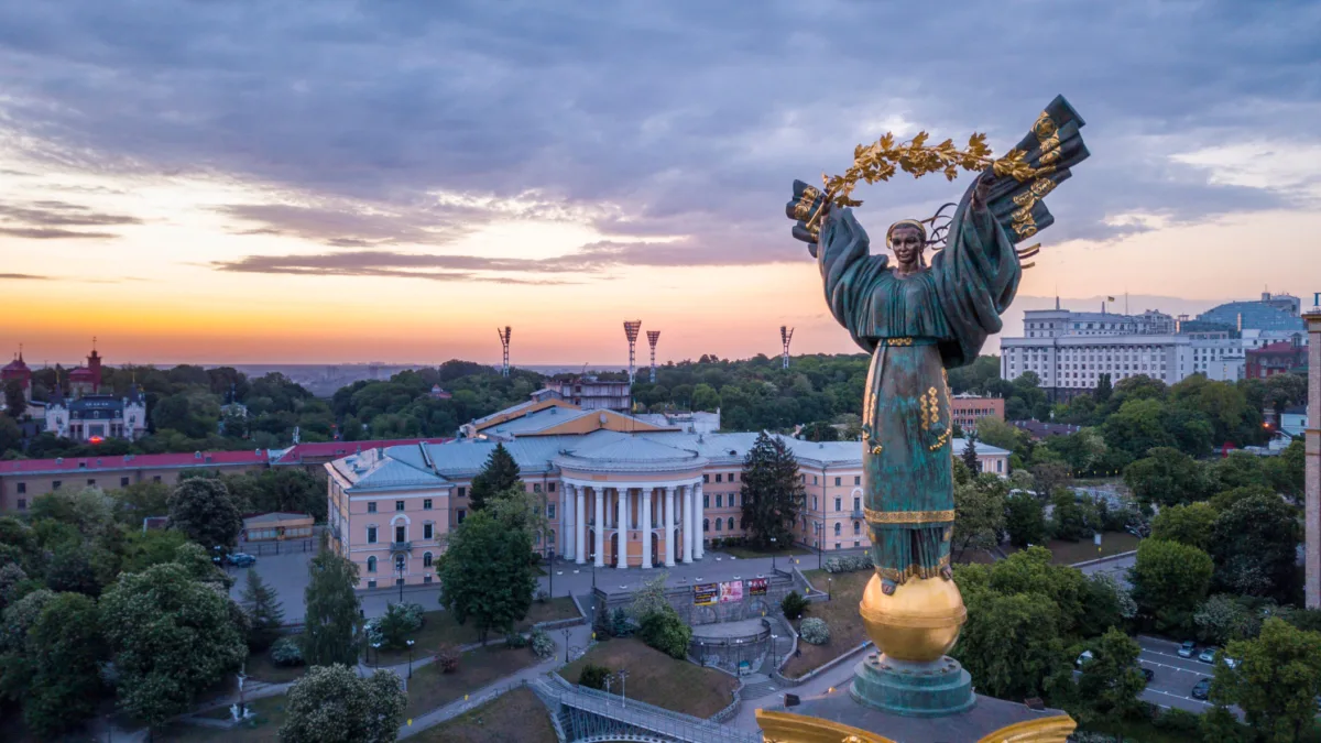 “Скільки можна мовчати?” Українські блогери звернулися до росіян