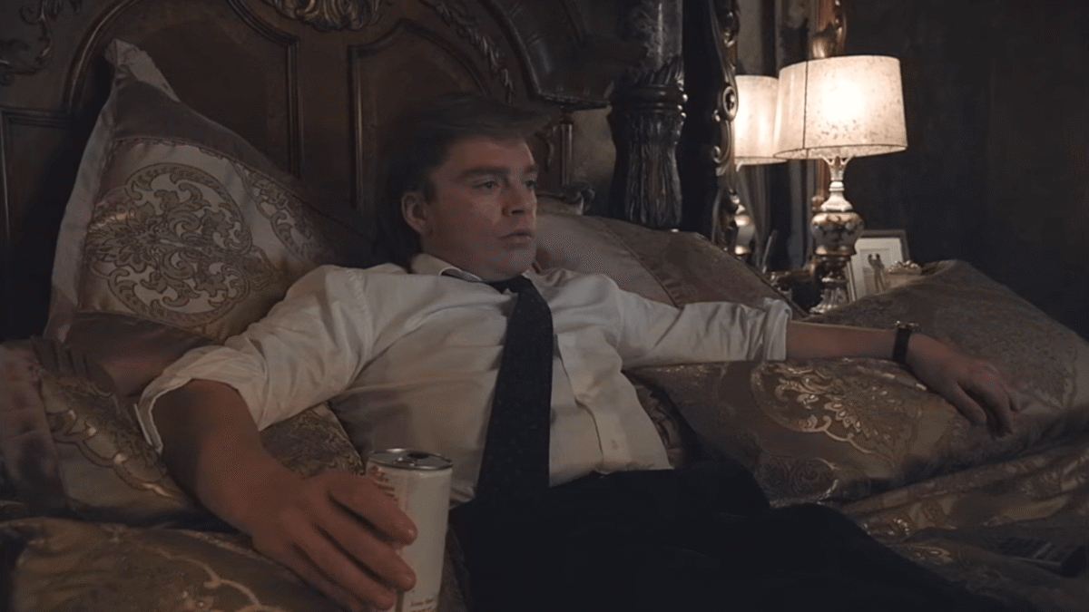 “Учень”: Вийшов український трейлер скандального фільму про Дональда Трампа (ВІДЕО)
